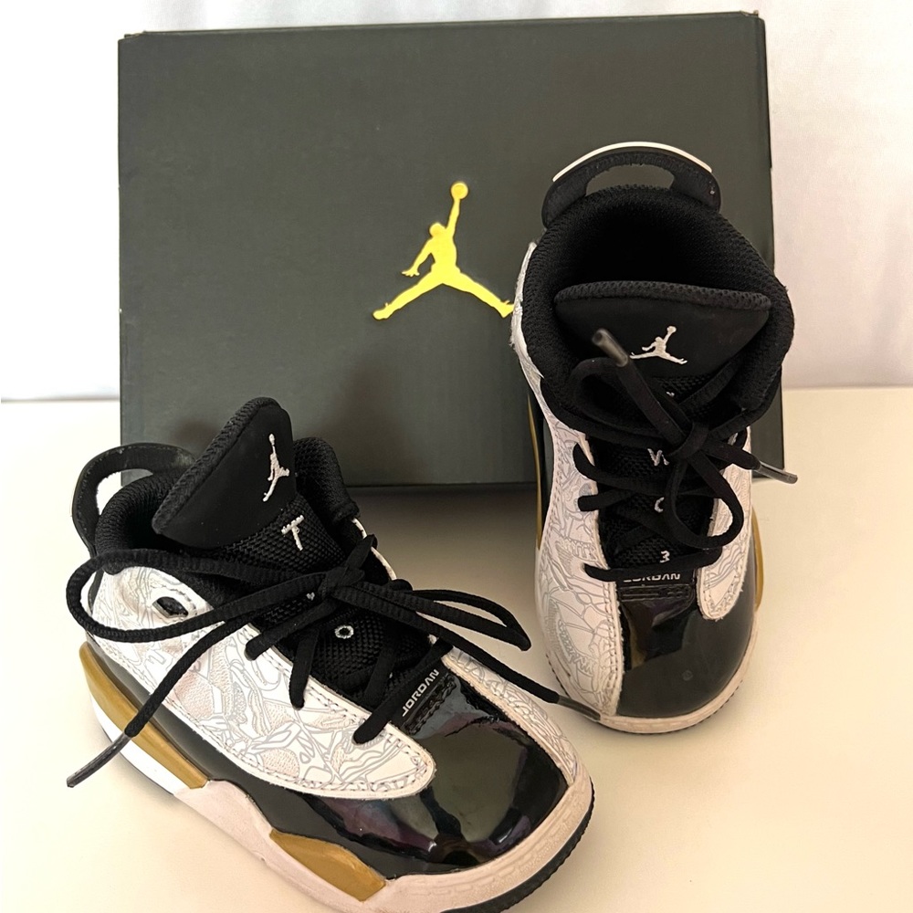 7C Nike Jordan Dub Zero TD Black White Metallic Gold 311072-005 Toddlers US Kids